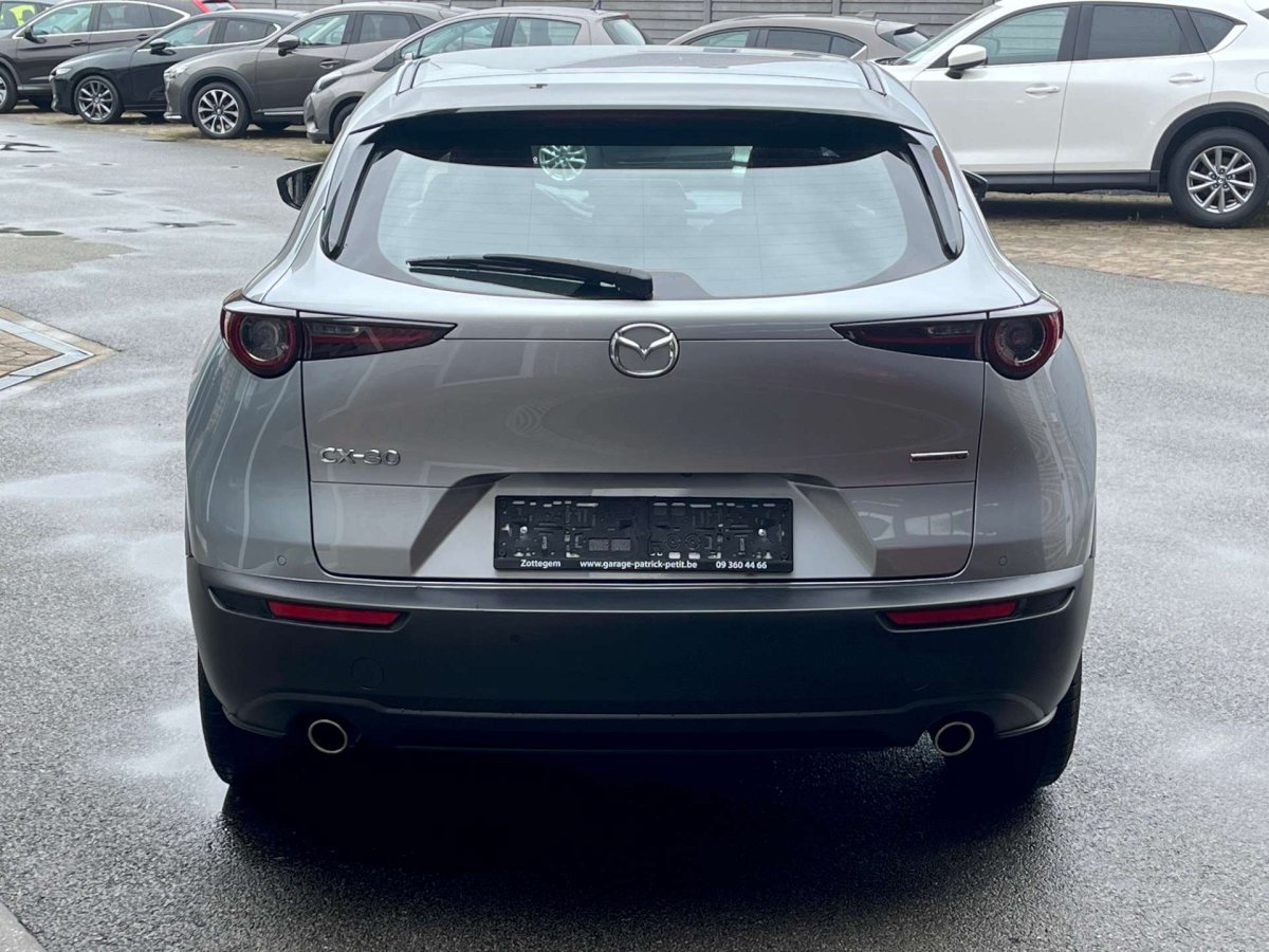 Mazda CX-30 2.0 M-HYBRID / Camera