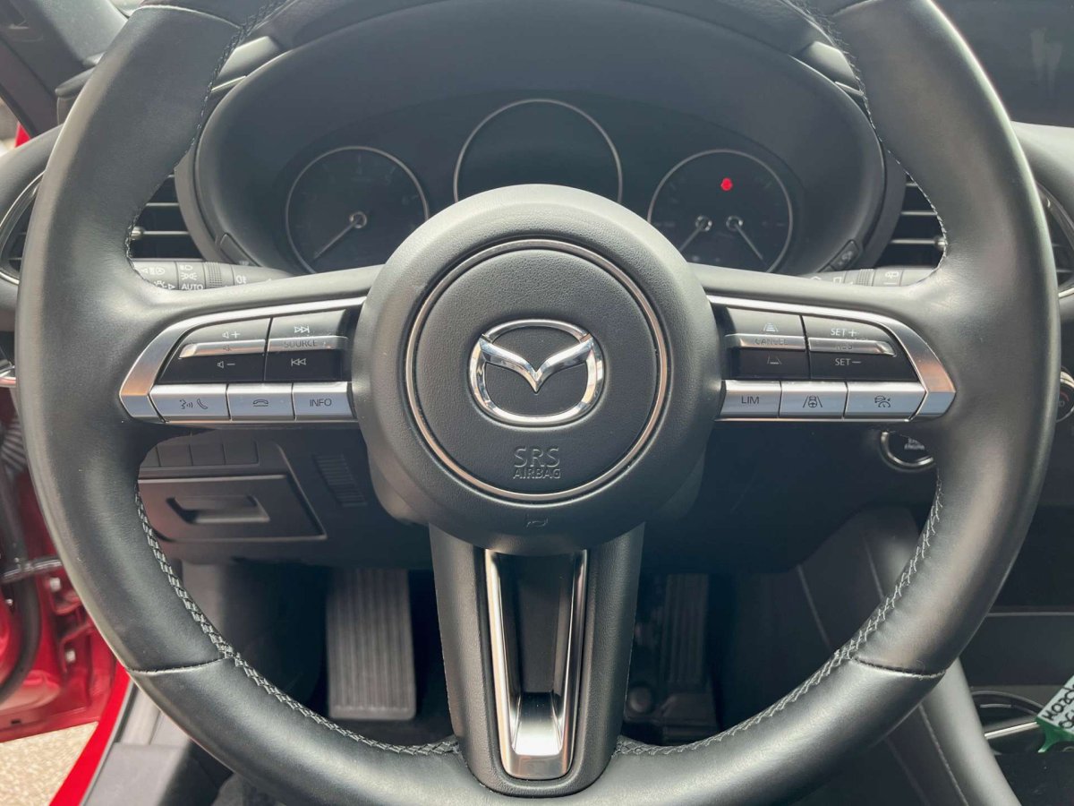 Mazda 3 2.0 M-HYBRID / 360 camera / Bose