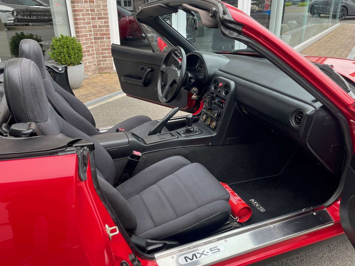 Mazda MX-5 1.6i NA / Oldtimer / 130000km