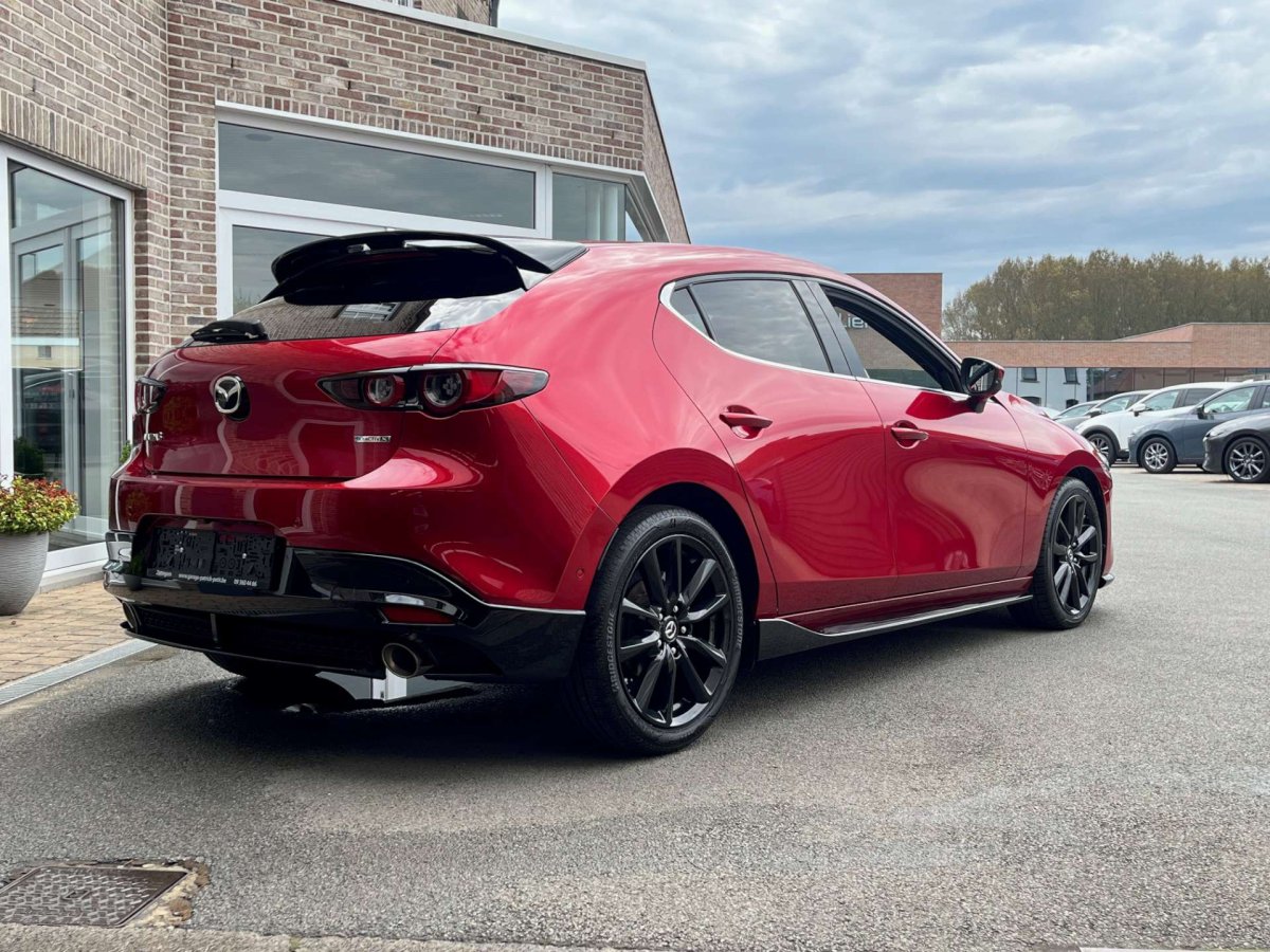 Mazda 3 2.0 M-HYBRID SKY-X SKYCRUISE / Aero Pack