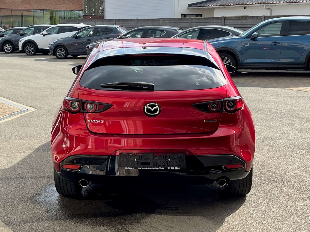 Mazda 3 2.0 M-HYBRID / 360 camera / Bose