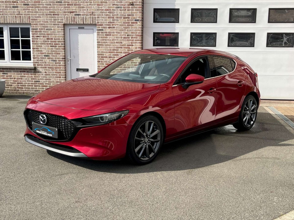 Mazda 3 2.0 M-HYBRID / 360 camera / Bose