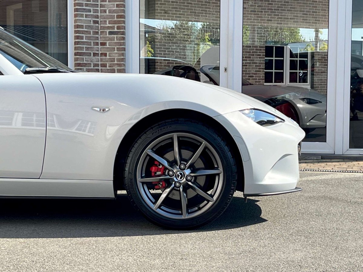 Mazda MX-5 ND RF 2.0 SKY-G SKYCRUISE Takumi / Automaat