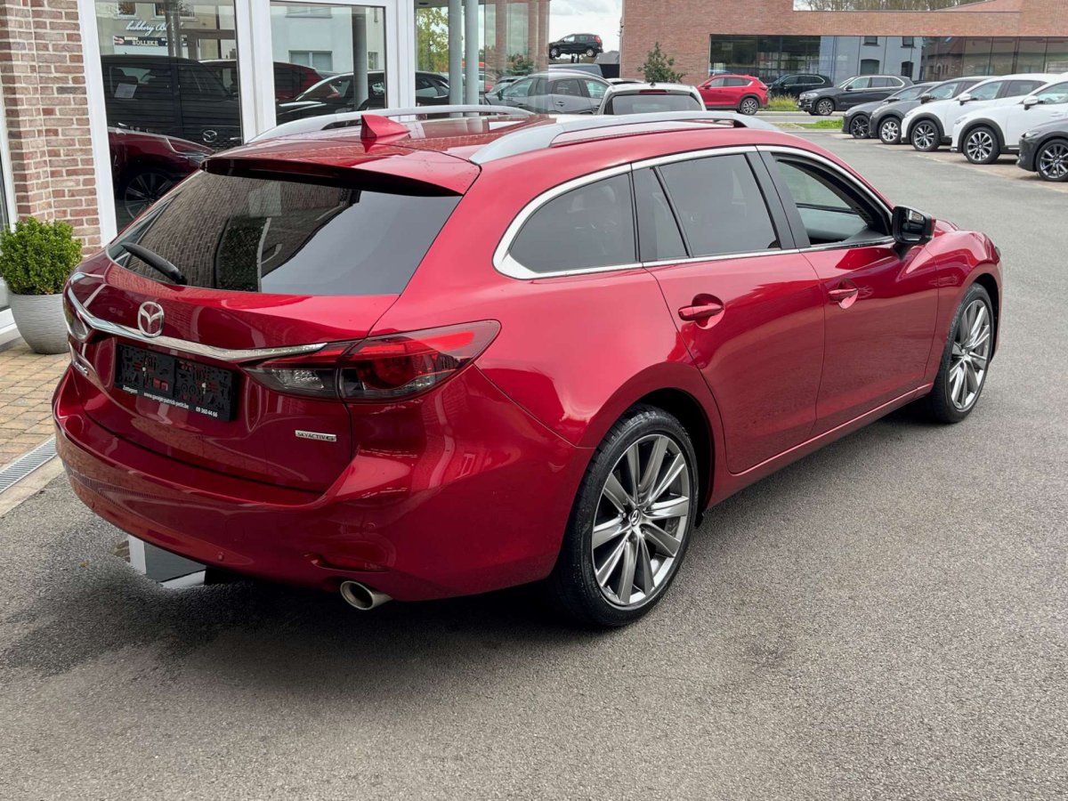 Mazda 6 2.0 SKY-G Break / 360 camera / Apple Carplay