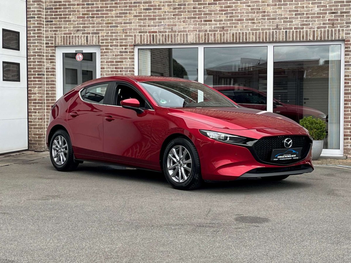 Mazda 3 2.0 M-HYBRID / Camera / Apple