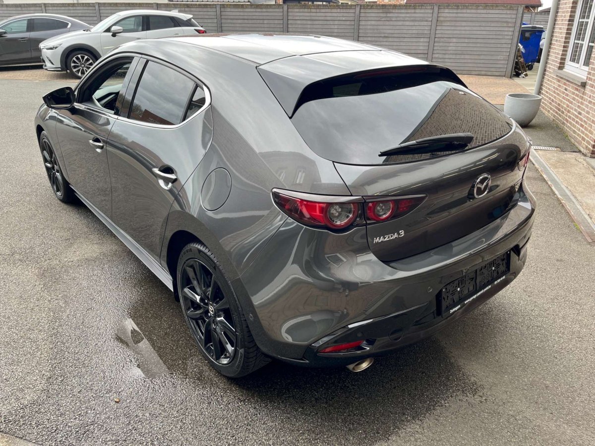 Mazda 3 2.0 M-HYBRID SKY-X SKYCRUISE / Automaat