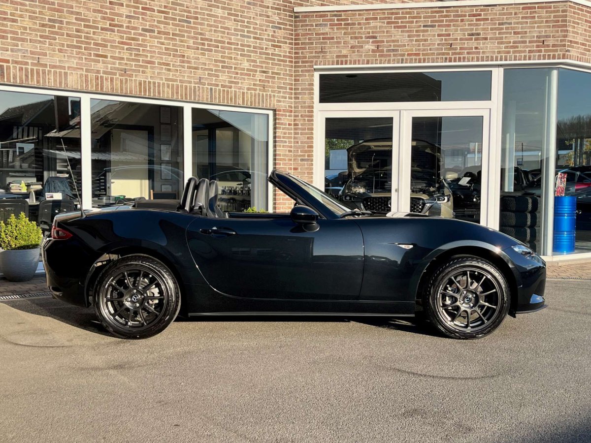 Mazda MX-5 ND 1.5 SKY-G HOMURA