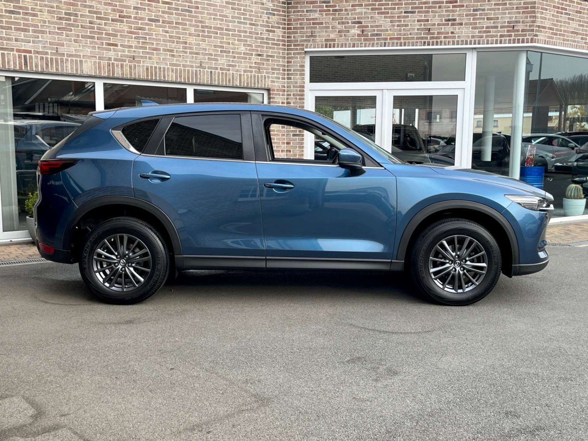 Mazda CX-5 2.0 SKY-G / 360 camera / Apple