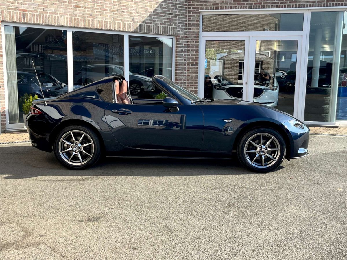 Mazda MX-5 ND RF 1.5 SKYCRUISE Takumi / Apple Carplay