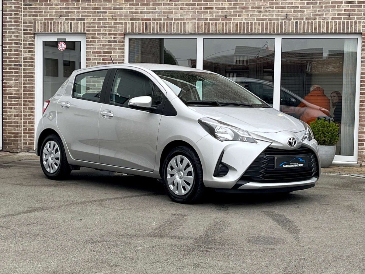 Toyota Yaris 1.5 VVT-i YOUNG