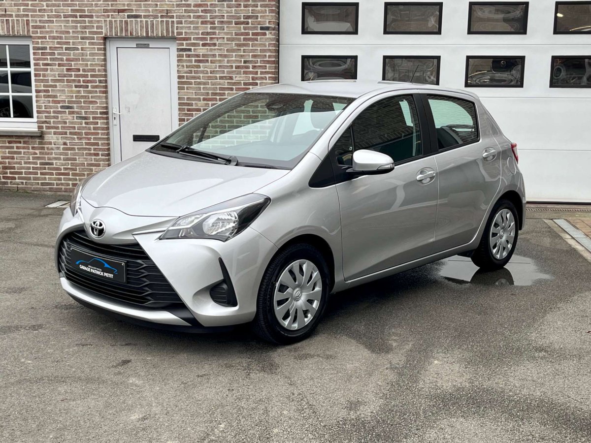 Toyota Yaris 1.5 VVT-i YOUNG