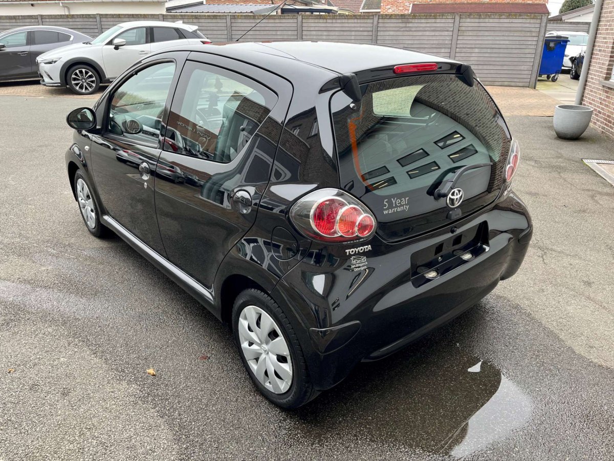 Toyota Aygo 1.0i