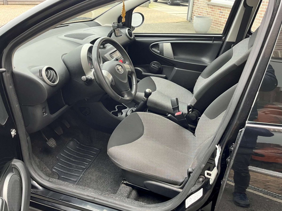 Toyota Aygo 1.0i