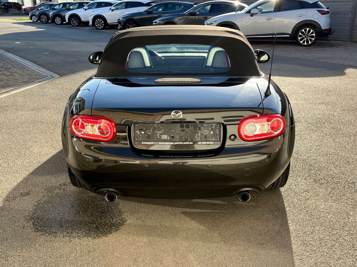 Mazda MX-5 1.8i NCFL Kaminari