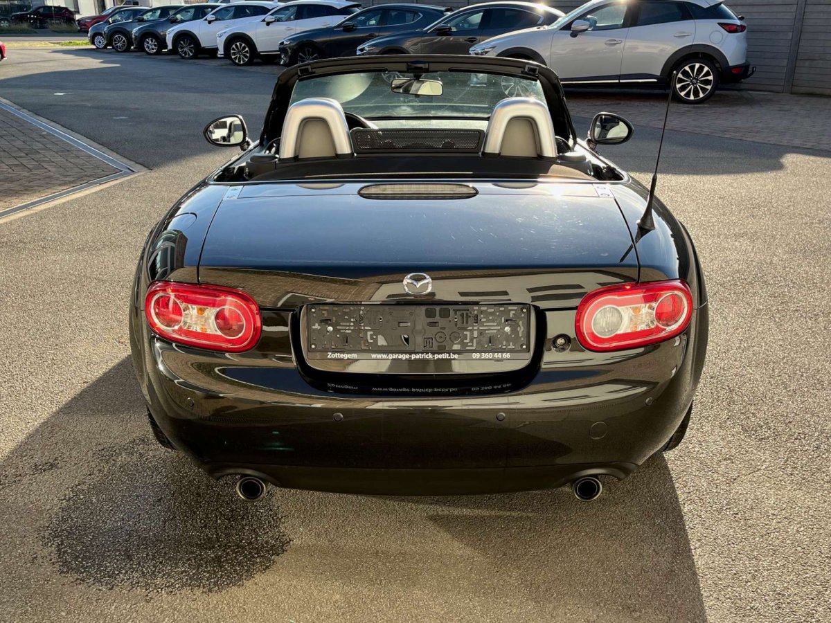 Mazda MX-5 1.8i NCFL Kaminari