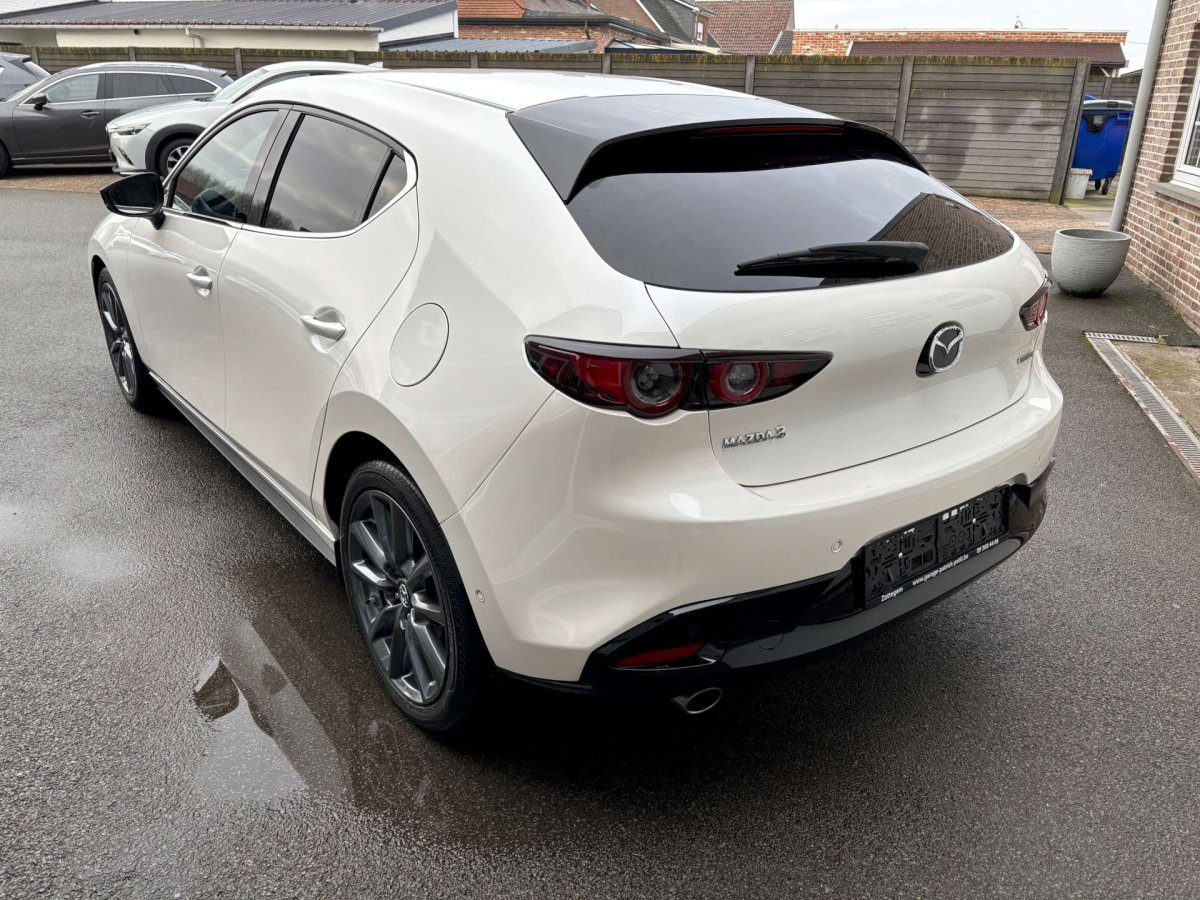 Mazda 3 2.0 M-HYBRID SKYCRUISE / Automaat