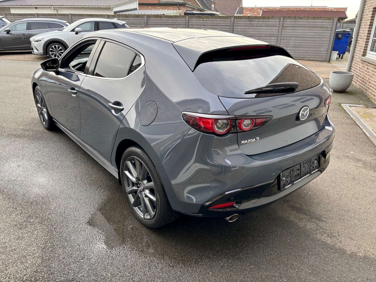 Mazda 3 2.0 M-HYBRID / Automaat / Camera