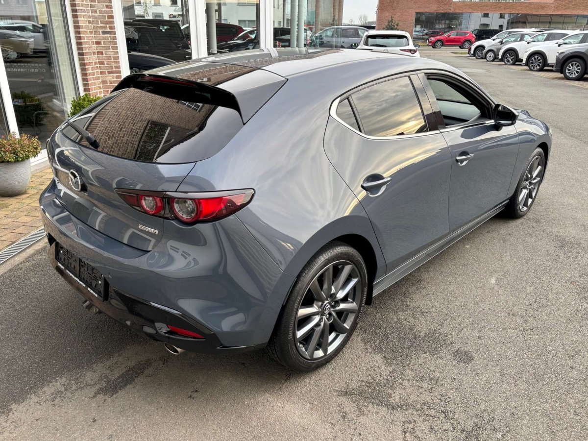 Mazda 3 2.0 M-HYBRID / Automaat / Camera